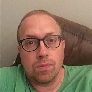 Meet your Posher, Jonathan